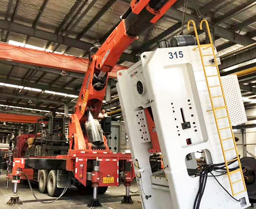 安平县提升工作效率，选择优质折臂吊租赁服务