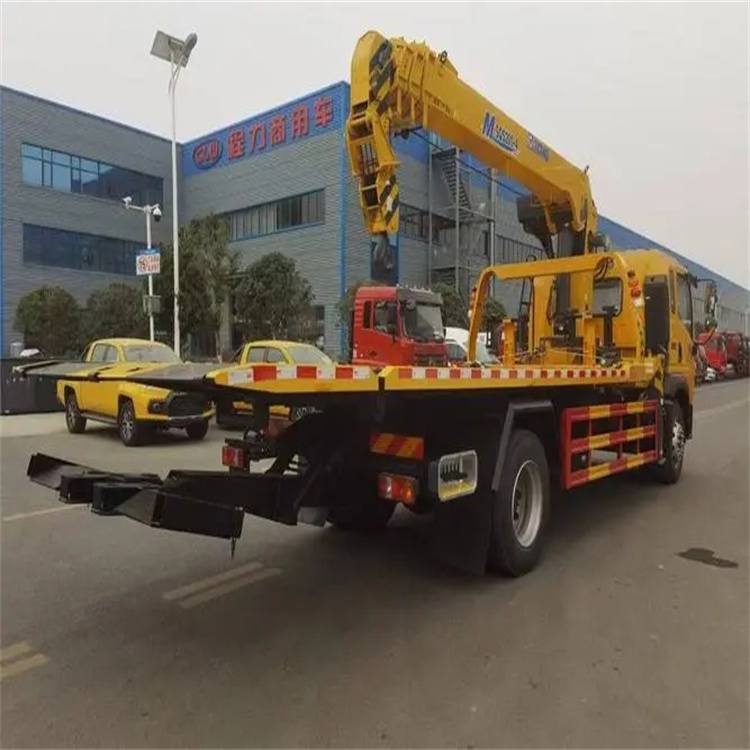 安平县附近小随车吊出租电话，轻松解决搬运烦恼