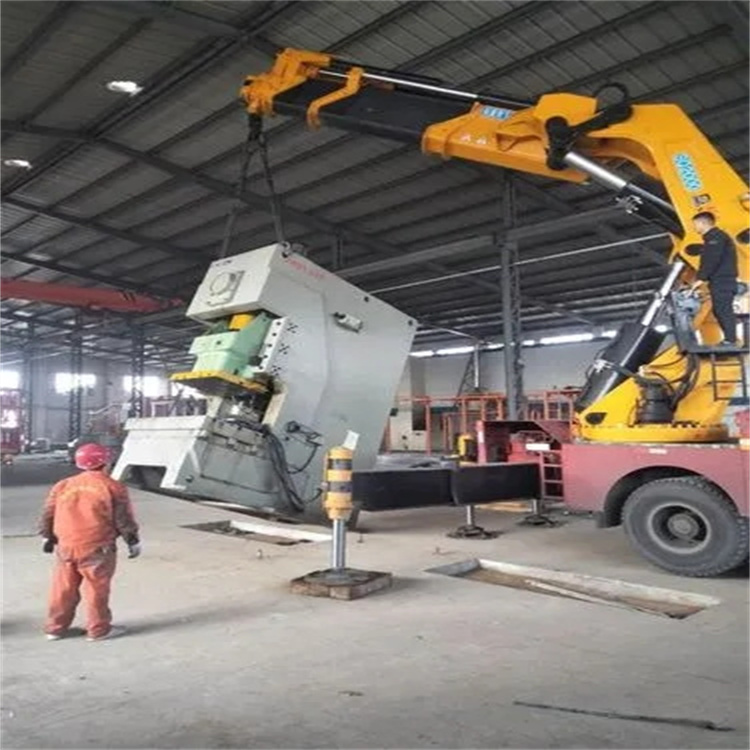 安平县80吨折臂吊车出租附近电话