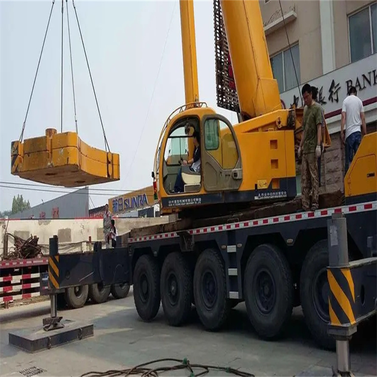 安平县当地吊车出租|机器吊装|75吨|工厂搬迁服务