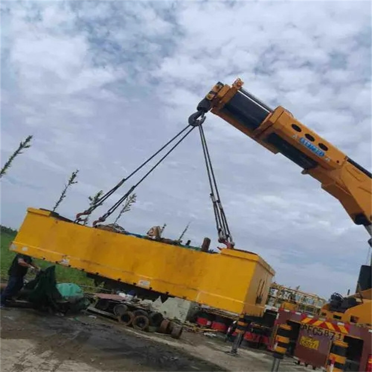 安平县随车吊吊集装箱怎么吊